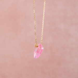 Cadena de cuarzo rosa